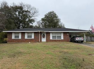 178 Lawrence St, Prattville, AL 36067
