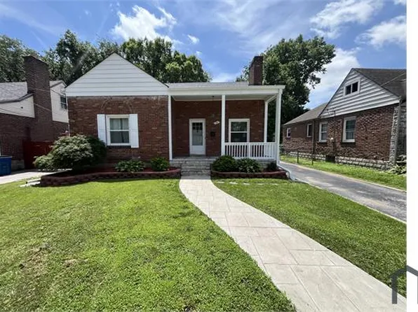 34 Patricia Ave, Saint Louis, MO 63135