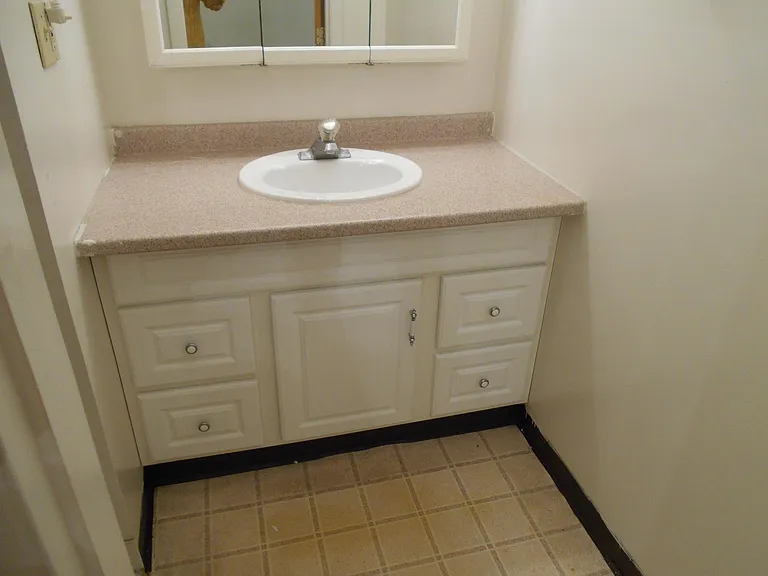 1417 E Tremont St #4 — Photo 7