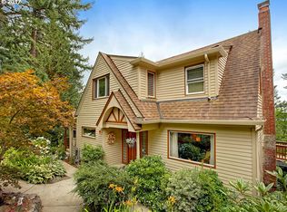 4504 SW Hewett Blvd, Portland, OR 97221