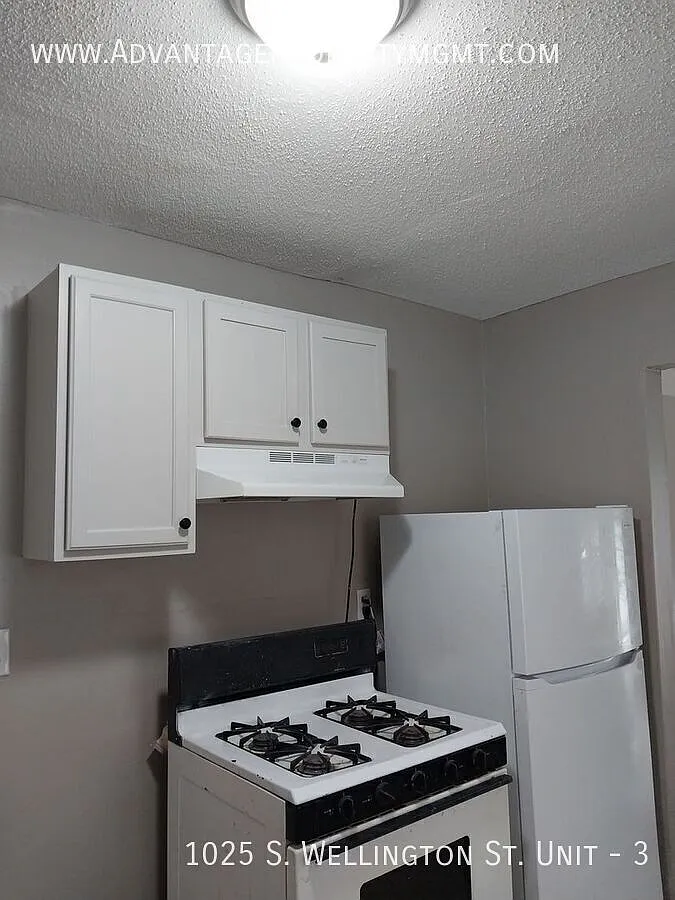 Charming 2 bedroom 1 bathroom Apartment — Photo 4