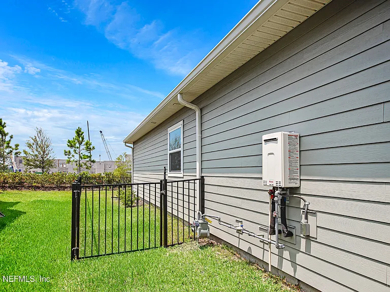 179 Horsetail Ct — Photo 31