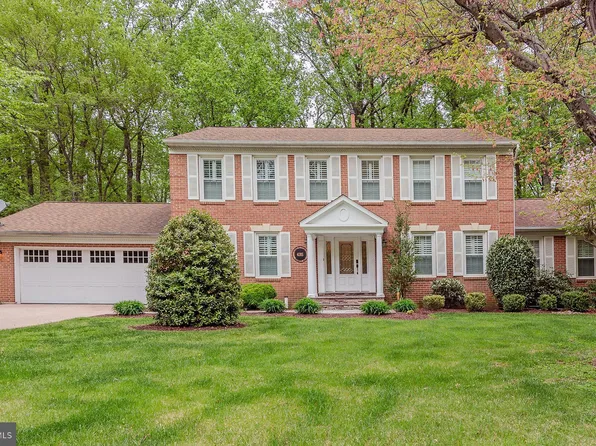 6305 Gabriel St, Bowie, MD 20720