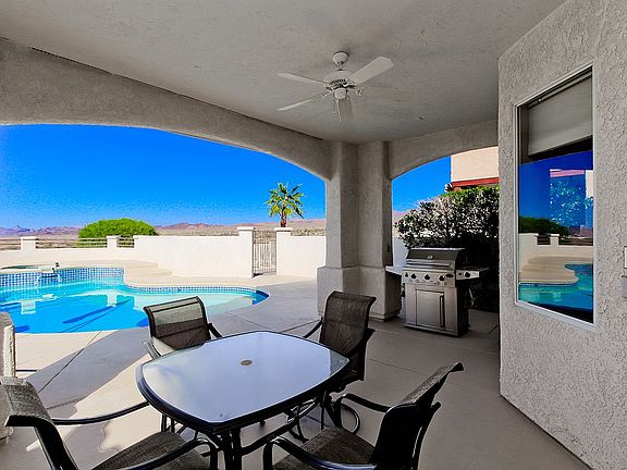 4th image of 3050 Appletree Dr