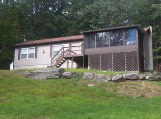 415 Westcolang Rd, Hawley, PA 18428