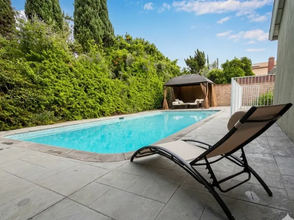 5732 Wilbur Ave, Tarzana, CA 91356