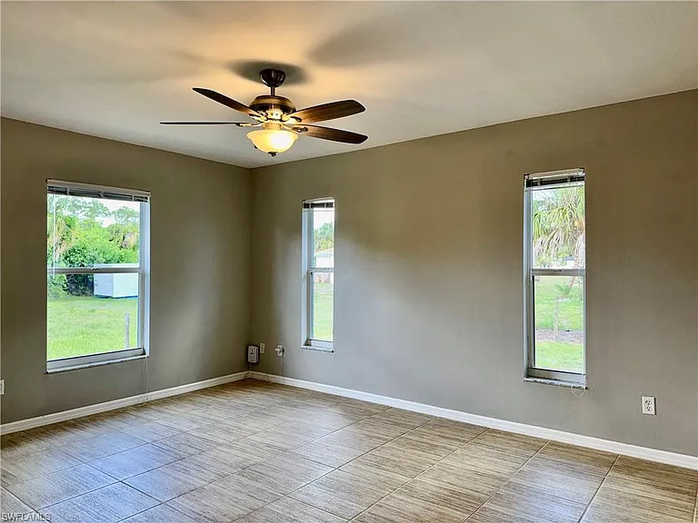 6016 Lindbrook Ave — Photo 15