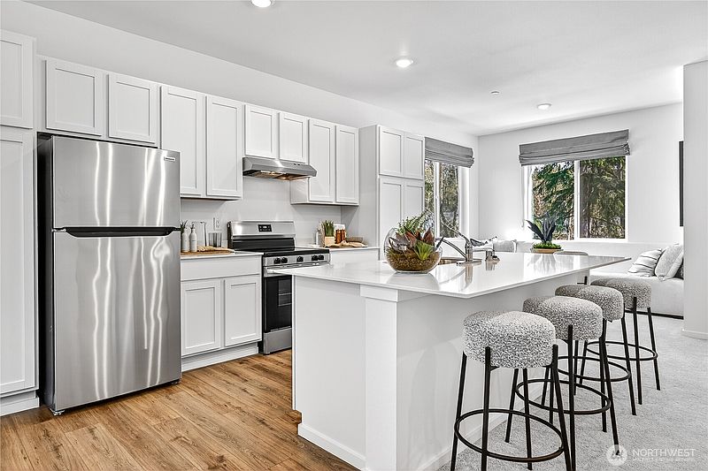 4th image of 32370 Anchor Avenue SE