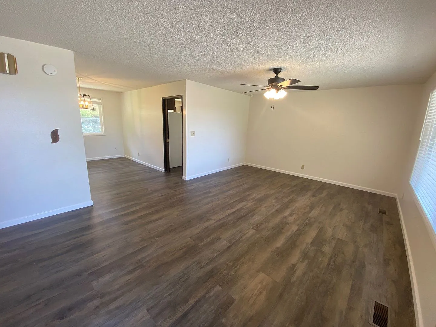 Great 3 Bedroom Home on the Westside! — Photo 3