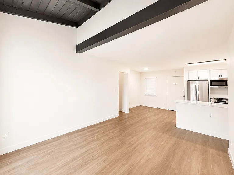 Viva Apartments — Photo 35