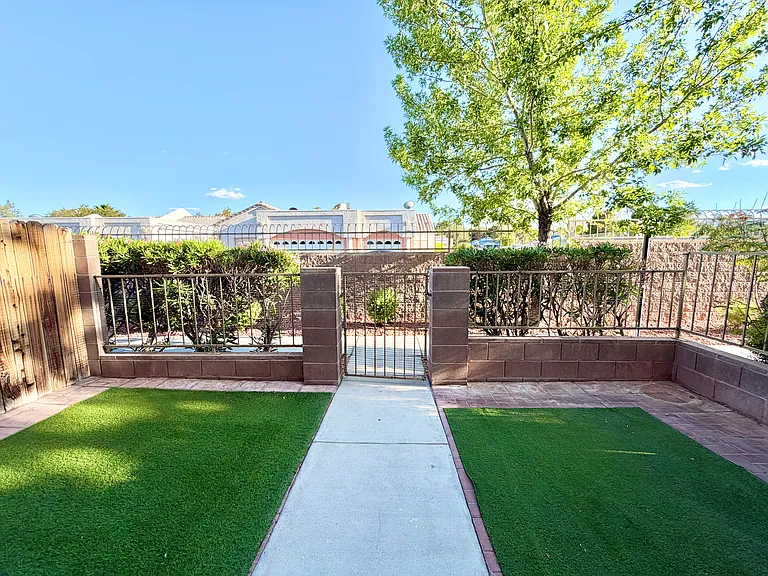 6477 Little Pine Way — Photo 30