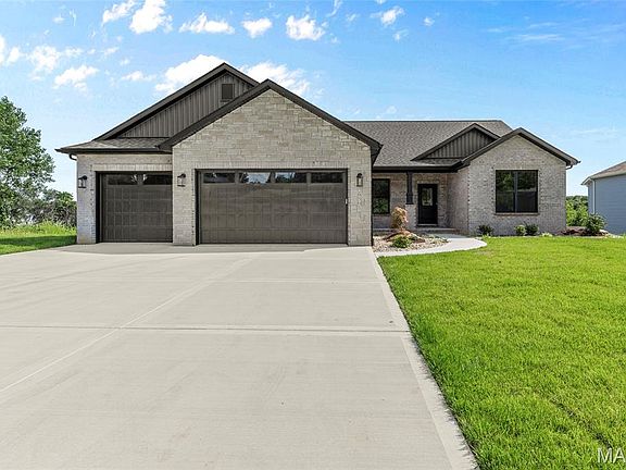 2nd image of 2950 Bluff Ridge Ct