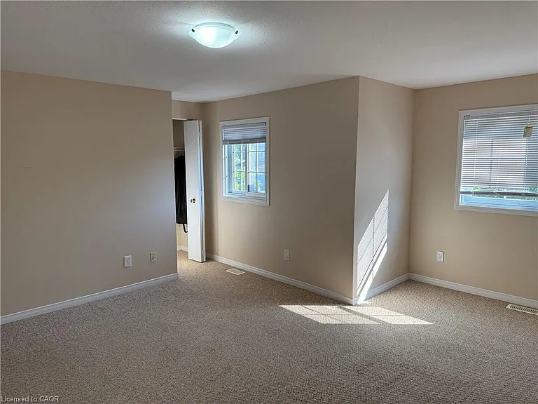 11 Hackberry St #1 — Photo 16