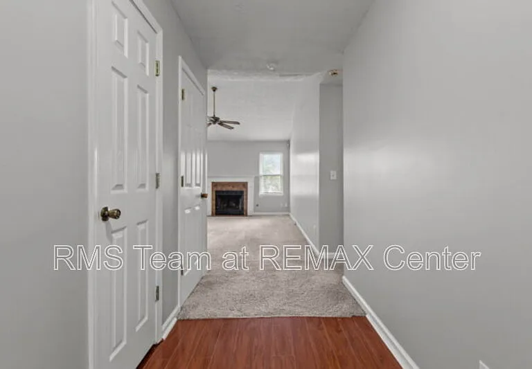 2979 Sentinel Cir — Photo 2