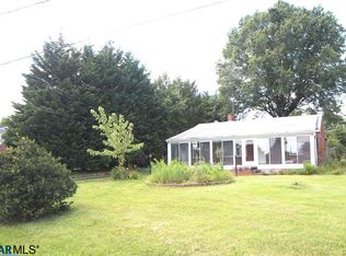 206 W Gordon Ave, Gordonsville, VA 22942
