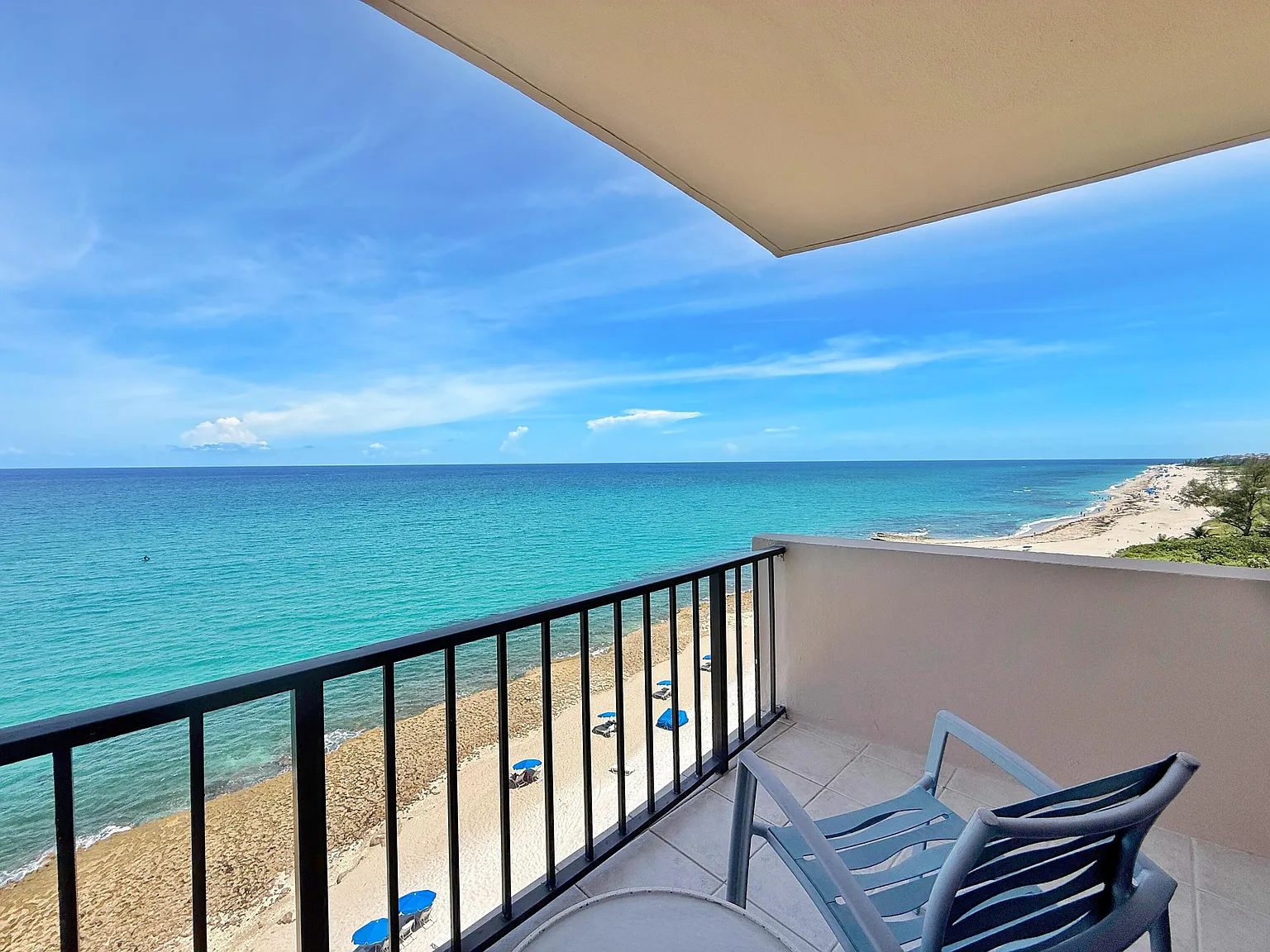 2 bed, 2.0 bath, 1432 sqft, $3,300 — Photo 4