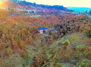 1607 Catron Rd, Mosier, OR 97040