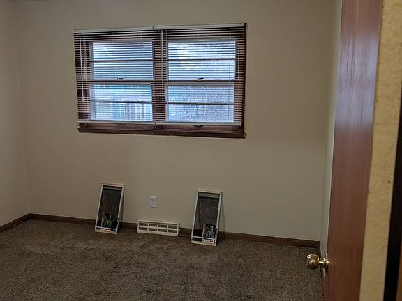 4th image of 607 N 2nd St APT 6