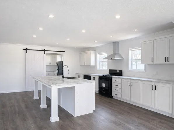 23629 W Lakepoint Dr #172, Channahon, IL 60410