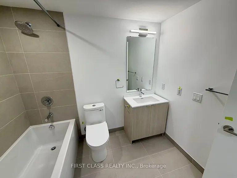 100 Queen St E #2209 — Photo 17