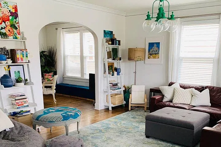 4 bed, 2200 sqft, $3,400 — Photo 2