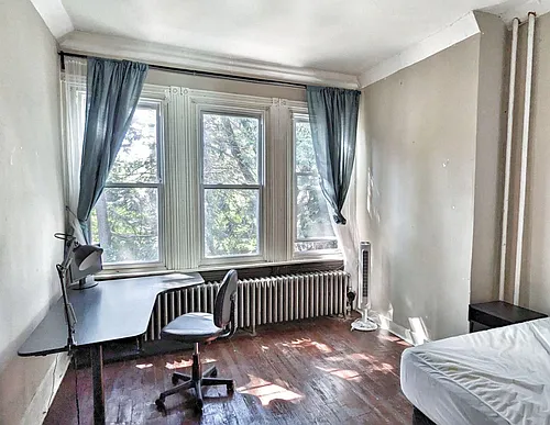 322 S 42nd St #2 Photo 1