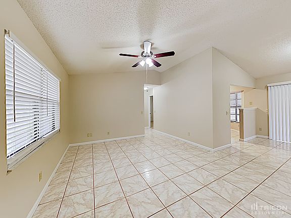 3rd image of 661 Spreading Oak Ave