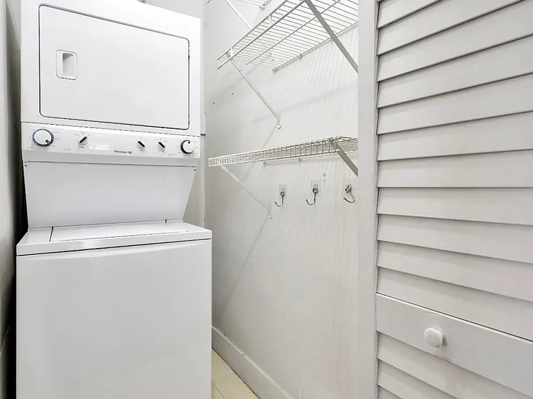 1403 S Bay Villa Pl — Photo 18