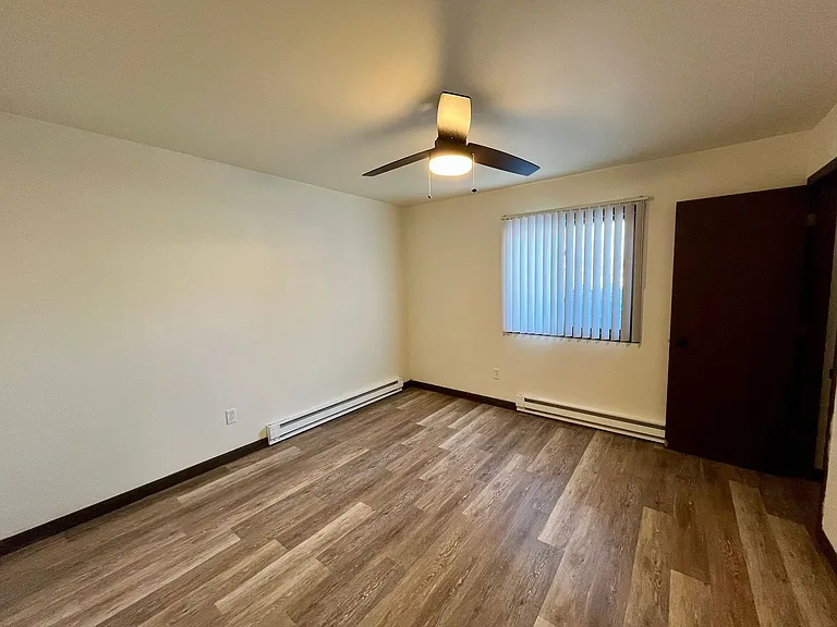 1010 Sawyer Dr — Photo 27