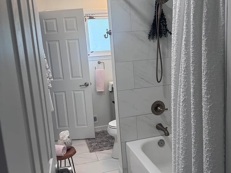 3634 W Parnell Ave — Photo 4