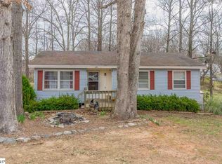 105 Anglewood Dr, Simpsonville, SC 29680
