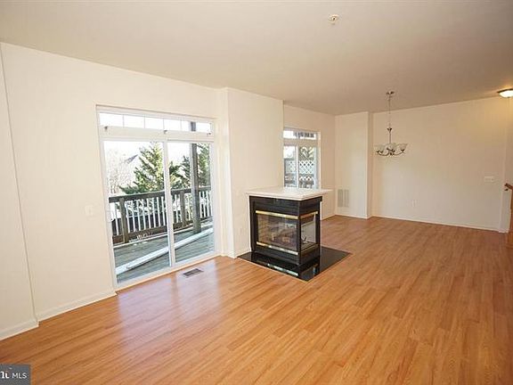 5th image of 1838 Cedar Cove Way Unit 101
