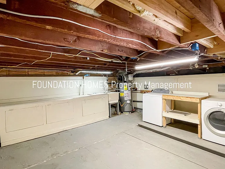 104A Palm Ave — Photo 9