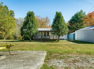 895 Fairview Rd, Crossville, TN 38571
