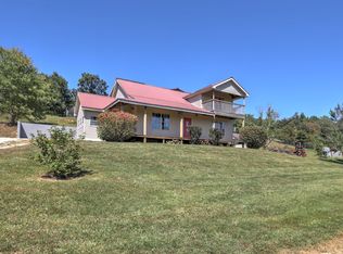 522 Reynolds Rd, East Bernstadt, KY 40729
