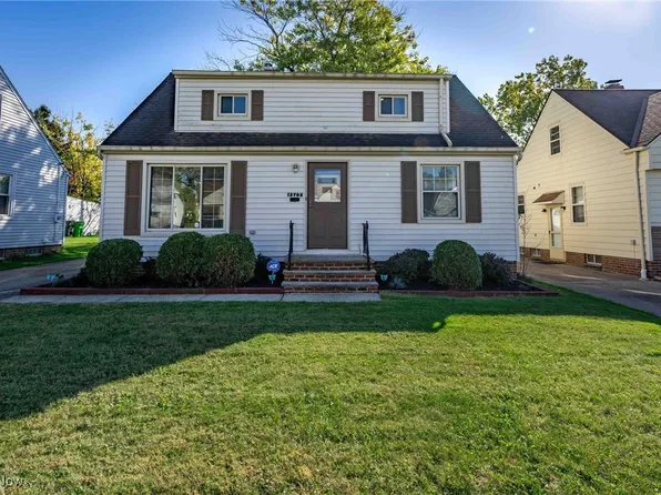 13708 Royal Blvd, Garfield Heights, OH 44125