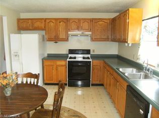 6113 Branch Circle Rd, Zanesville, OH 43701