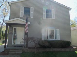 22724 Power Rd, Farmington, MI 48336