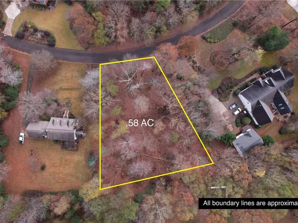 107 Bentwood Ln, Pickens, SC 29671