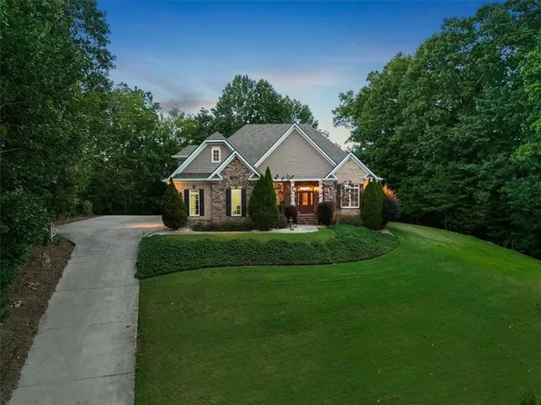 195 Fredericks Cv, Dawsonville, GA 30534