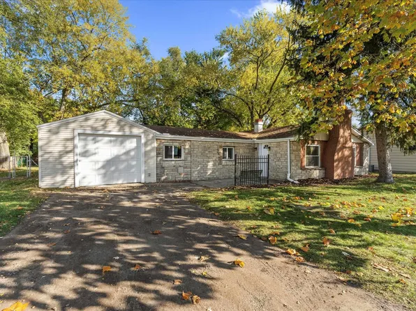 2530 Grape Rd, Mishawaka, IN 46545