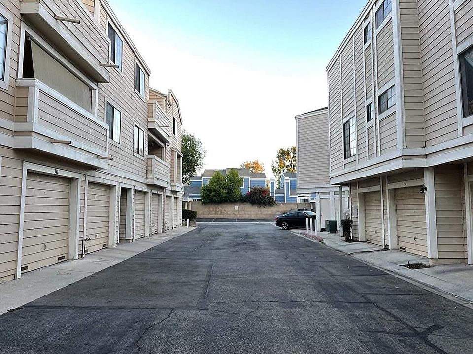 1st image of 4900 N Grand Ave APT 344