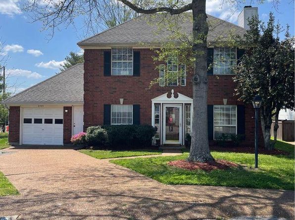 2705 Fleet Dr