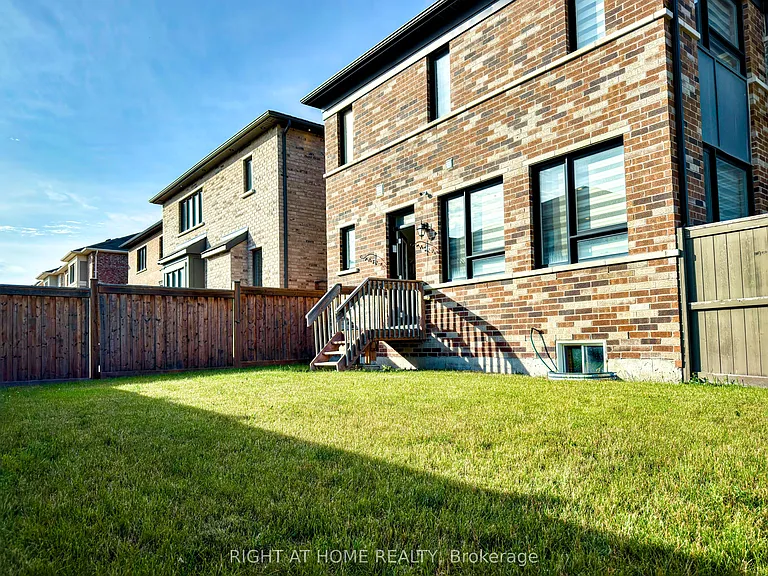 30 Boothill Dr — Photo 50