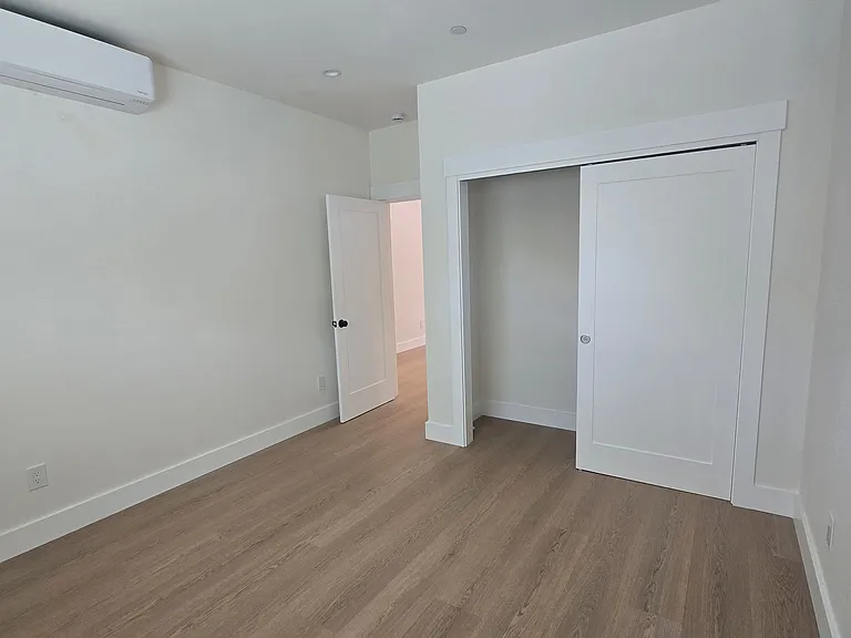 10051 Starr Rd #B — Photo 13
