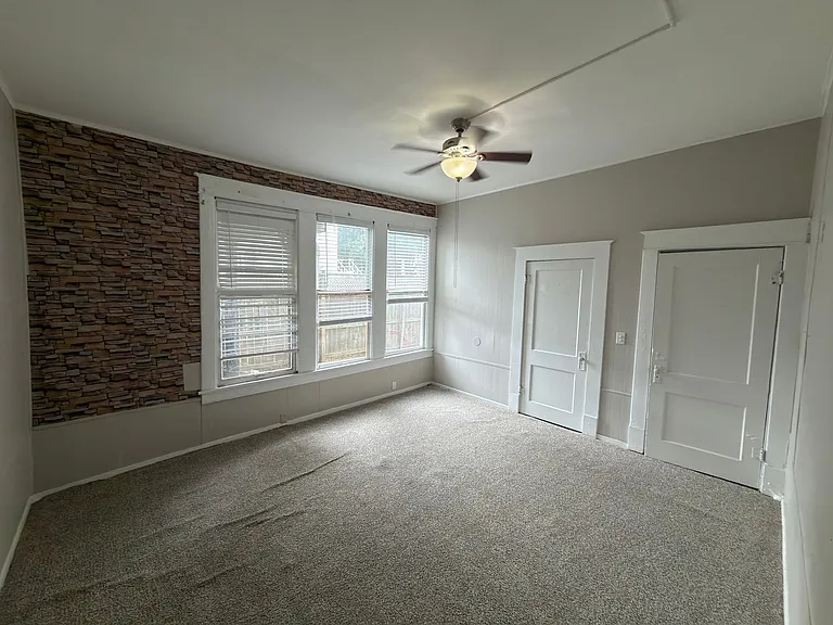 1019 Sheridan Ave #A — Photo 8
