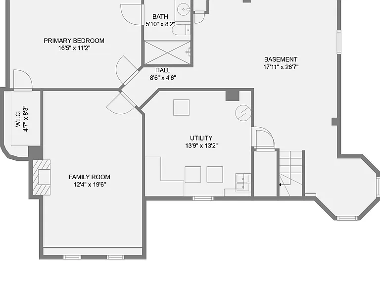 695 Ash St — Photo 28