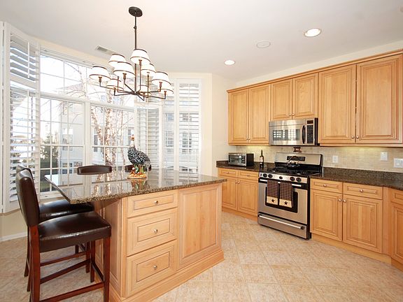 2nd image of 418 Turlington Ct