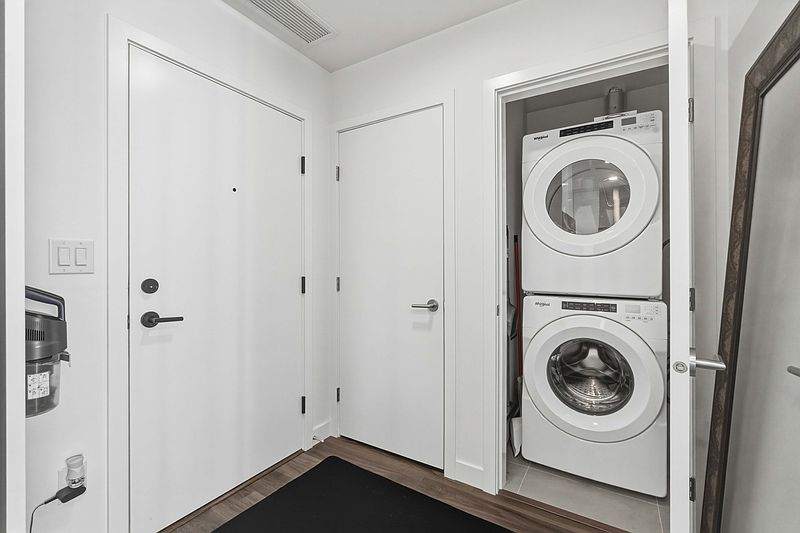 Coquitlam Apartment for rent - 2 Bedrooms — photo 22