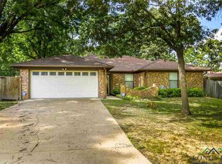 105 McKinley Rd, Longview, TX 75604